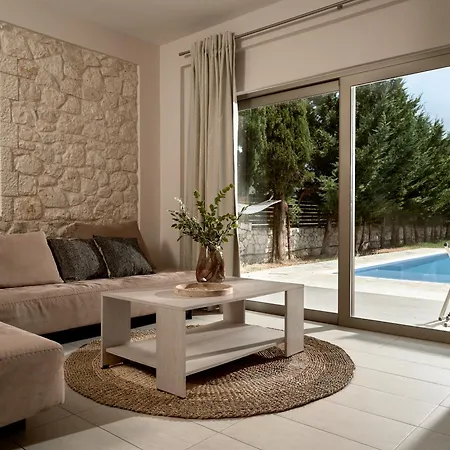 Villa Avesta Private